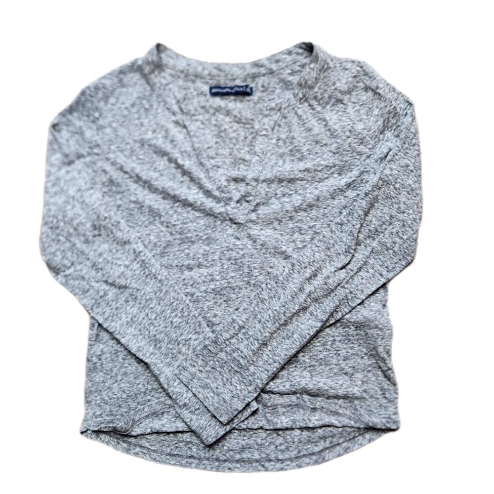 Abercrombie and Fitch Gray long sleeve Tee Size S
